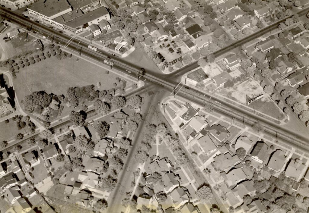 Laurelhurst-1937-Sandy-Blvd